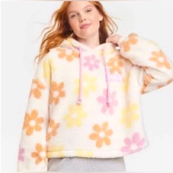 Barbie Hoodie Floral Sherpa - Picture 9 of 11